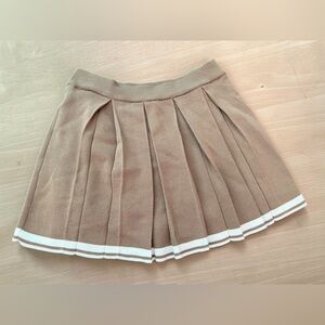 Daisy Women's Tan Pleated Skort with White Trim